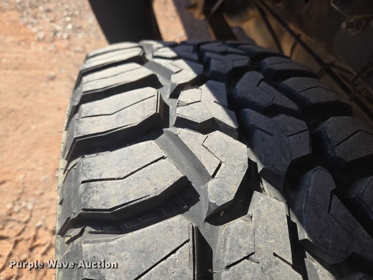 image for item ET1355 2008 Dodge Ram 2500 Crew Cab pickup truck