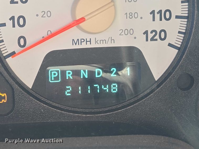 image for item ET1355 2008 Dodge Ram 2500 Crew Cab pickup truck