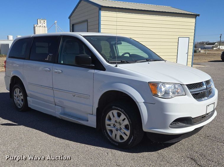 image for item ET1389 2017 Dodge Grand Caravan handicap accessible van