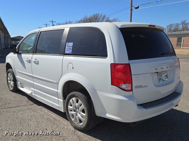 image for item ET1389 2017 Dodge Grand Caravan handicap accessible van