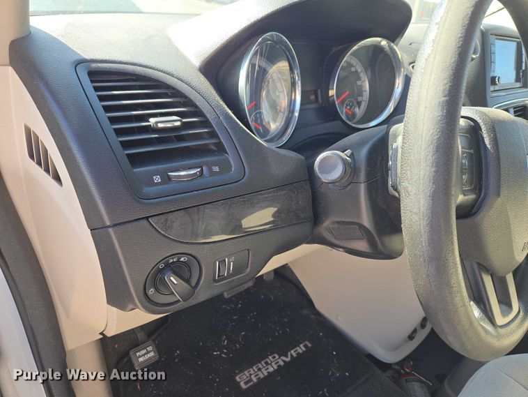 image for item ET1389 2017 Dodge Grand Caravan handicap accessible van