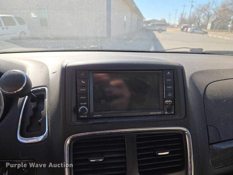 image for item ET1389 2017 Dodge Grand Caravan handicap accessible van