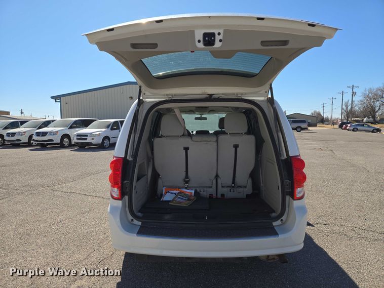 image for item ET1389 2017 Dodge Grand Caravan handicap accessible van