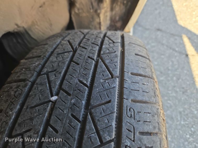 image for item ET1389 2017 Dodge Grand Caravan handicap accessible van