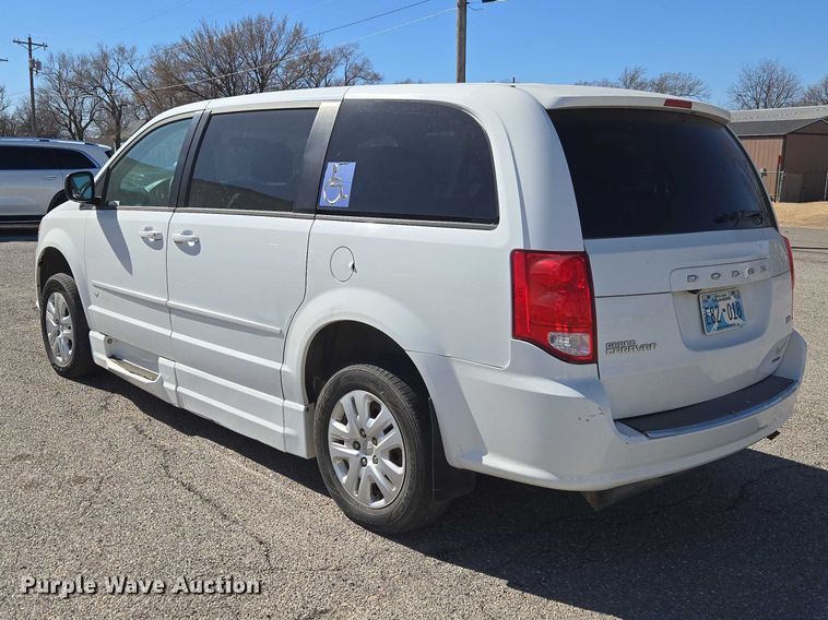 image for item ET1390 2017 Dodge Grand Caravan handicap accessible van