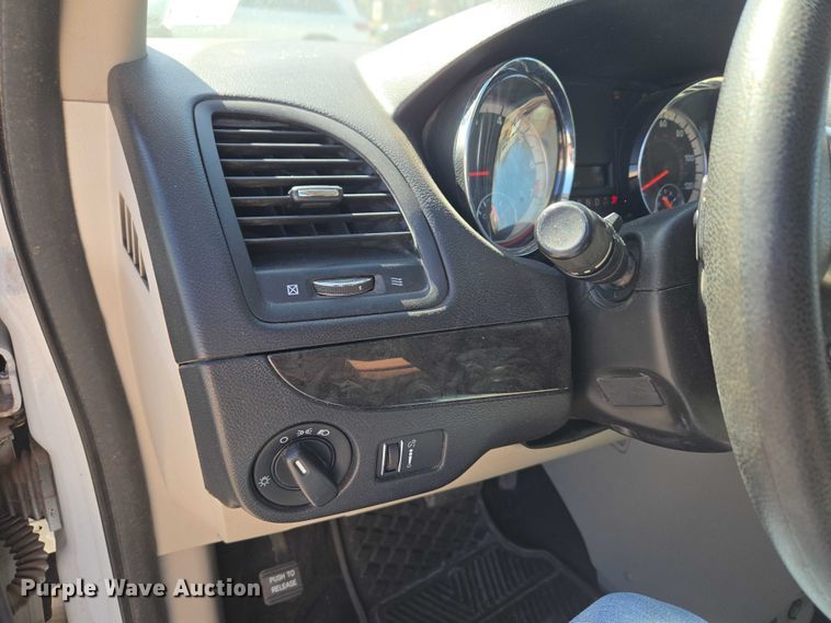 image for item ET1390 2017 Dodge Grand Caravan handicap accessible van