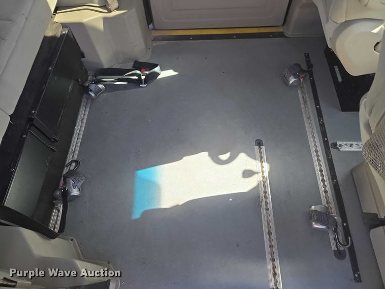 image for item ET1390 2017 Dodge Grand Caravan handicap accessible van