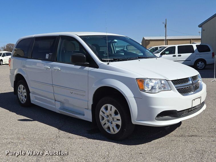 image for item ET1394 2017 Dodge Grand Caravan handicap accessible van