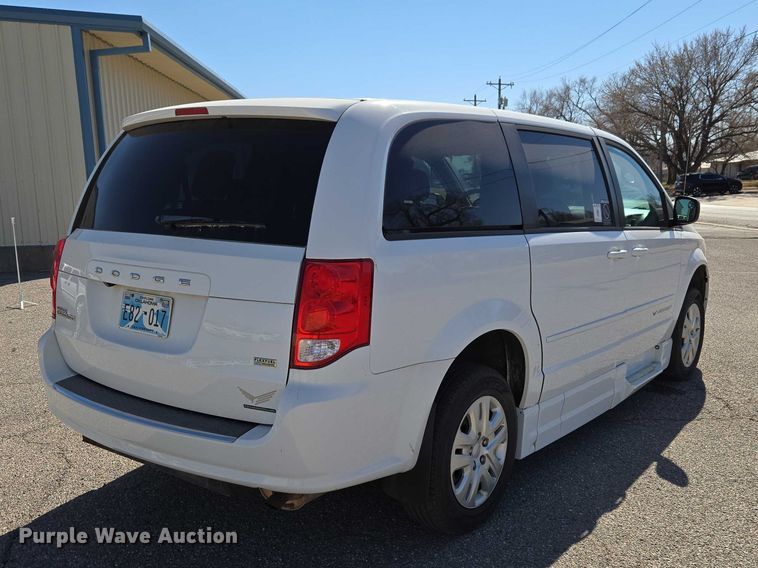 image for item ET1394 2017 Dodge Grand Caravan handicap accessible van
