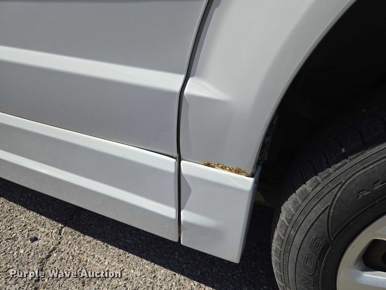 image for item ET1394 2017 Dodge Grand Caravan handicap accessible van