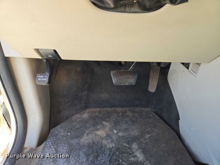 image for item ET1394 2017 Dodge Grand Caravan handicap accessible van