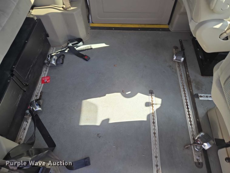 image for item ET1394 2017 Dodge Grand Caravan handicap accessible van