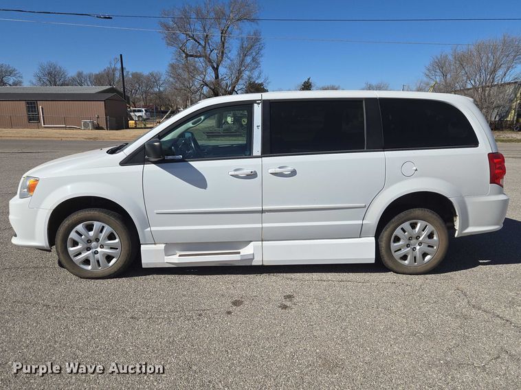 image for item ET1396 2015 Dodge Grand Caravan handicap accessible van