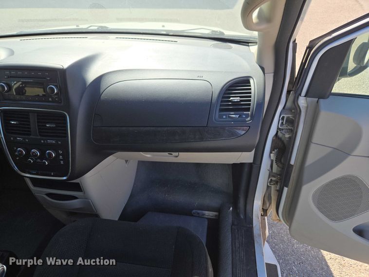 image for item ET1396 2015 Dodge Grand Caravan handicap accessible van