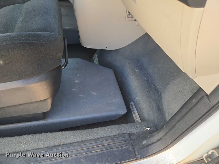 image for item ET1396 2015 Dodge Grand Caravan handicap accessible van