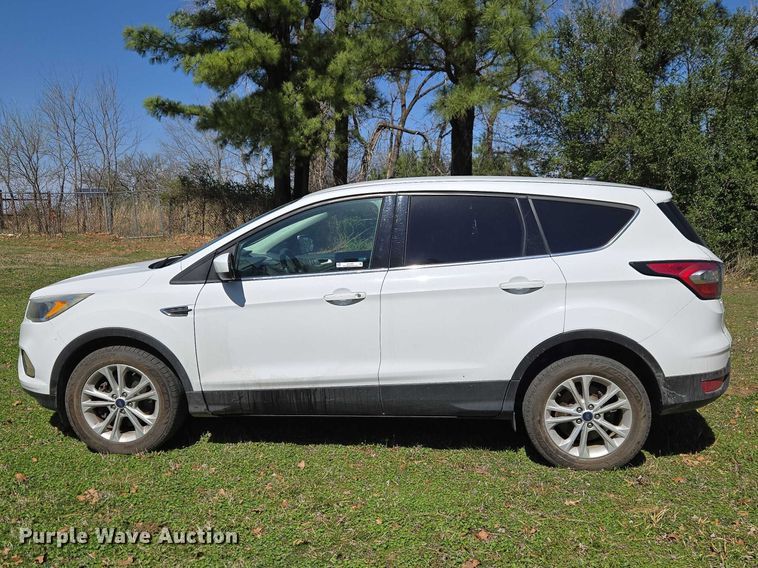 image for item ET1457 2017 Ford Escape SUV