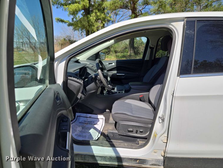 image for item ET1457 2017 Ford Escape SUV