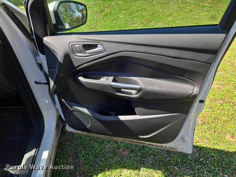 image for item ET1457 2017 Ford Escape SUV