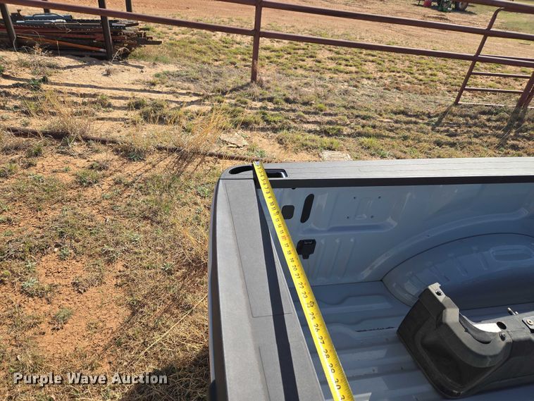 image for item ET1460 Ford pickup truck bed