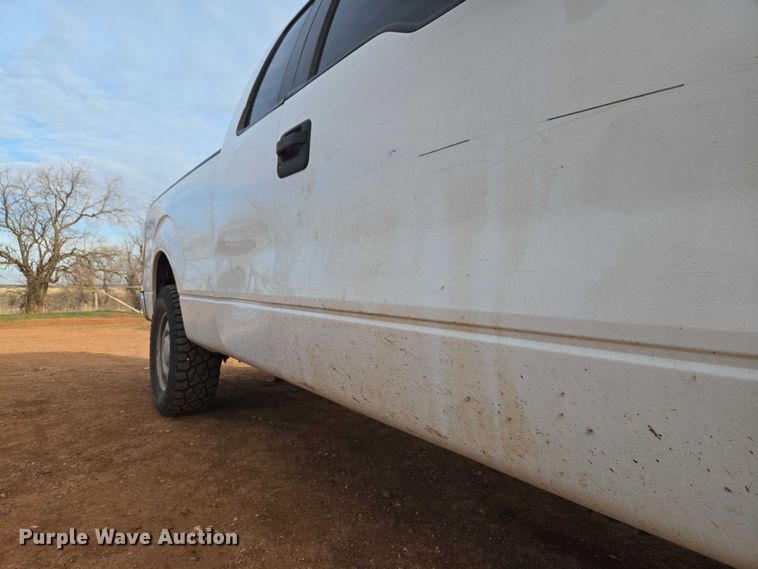 image for item ET1466 2011 Ford F150 Ext. Cab pickup truck