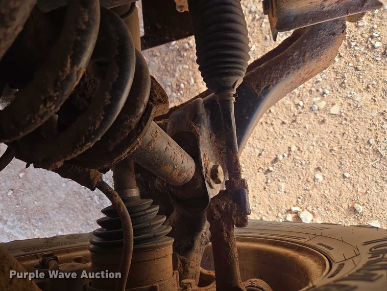 image for item ET1466 2011 Ford F150 Ext. Cab pickup truck