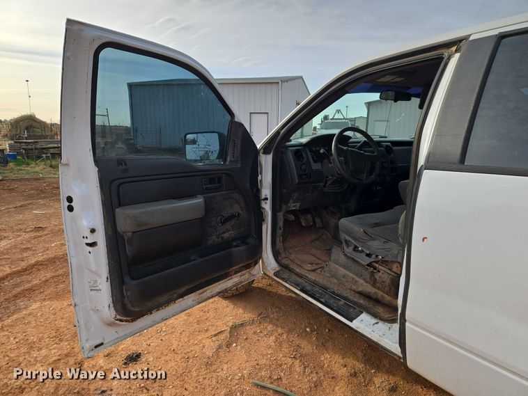 image for item ET1466 2011 Ford F150 Ext. Cab pickup truck