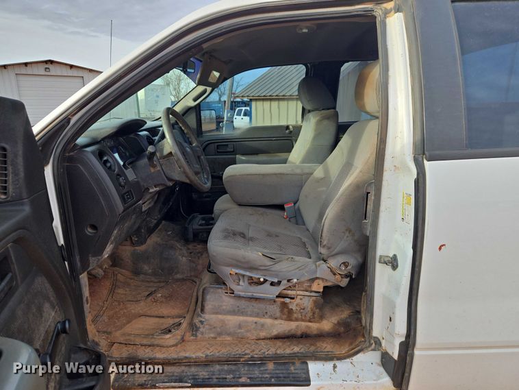 image for item ET1466 2011 Ford F150 Ext. Cab pickup truck