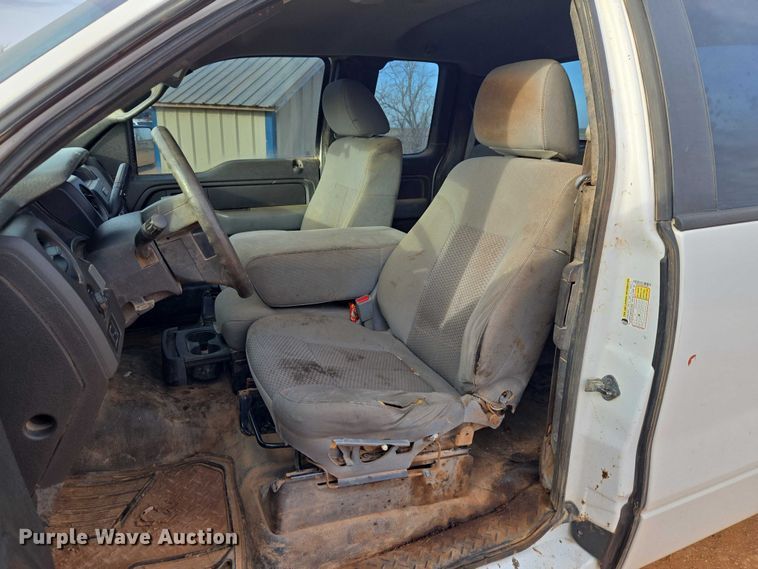 image for item ET1466 2011 Ford F150 Ext. Cab pickup truck