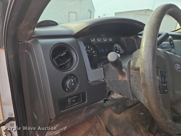 image for item ET1466 2011 Ford F150 Ext. Cab pickup truck