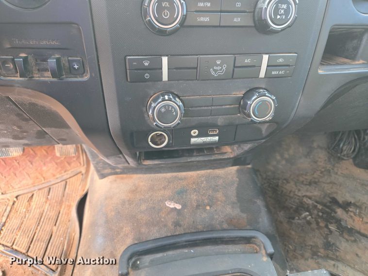 image for item ET1466 2011 Ford F150 Ext. Cab pickup truck