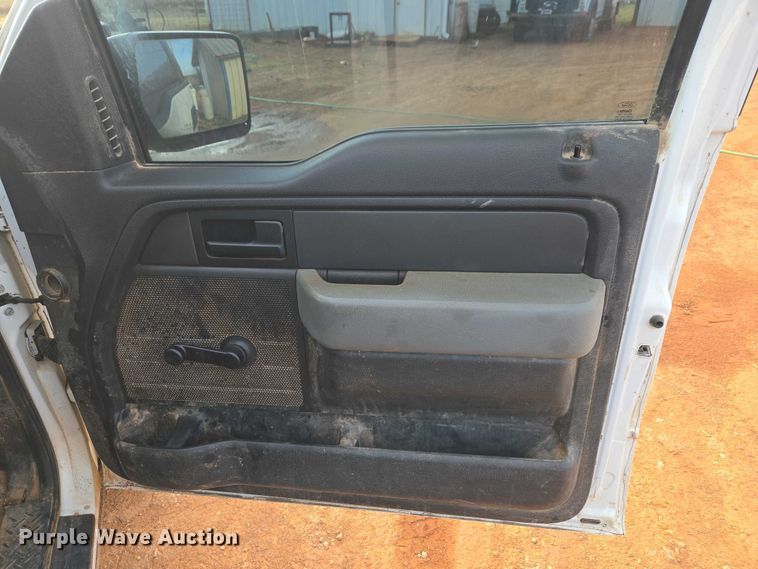 image for item ET1466 2011 Ford F150 Ext. Cab pickup truck