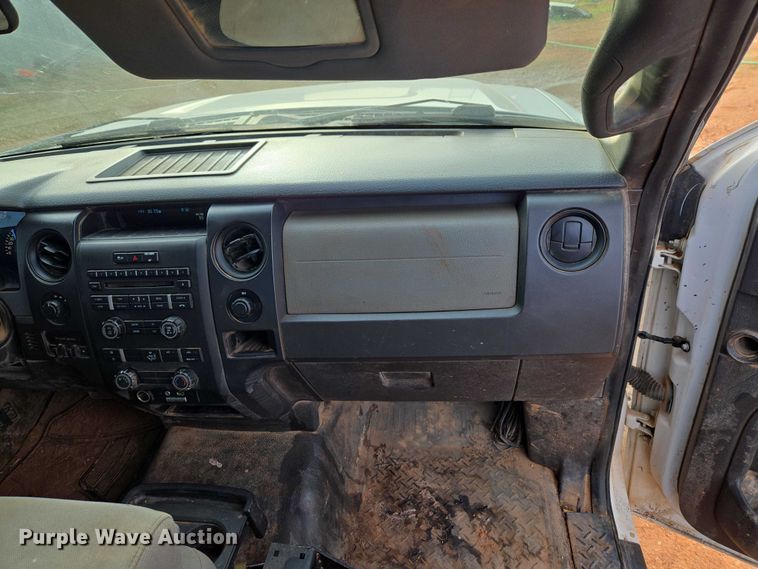 image for item ET1466 2011 Ford F150 Ext. Cab pickup truck