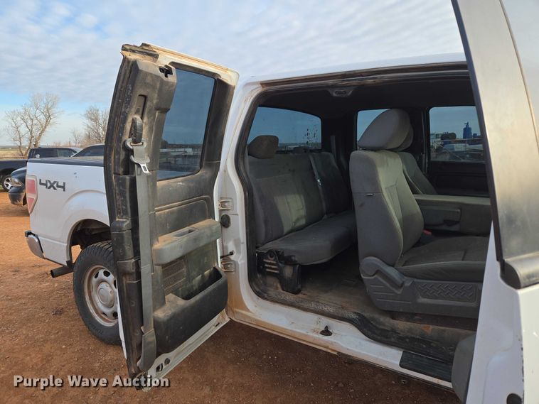 image for item ET1466 2011 Ford F150 Ext. Cab pickup truck