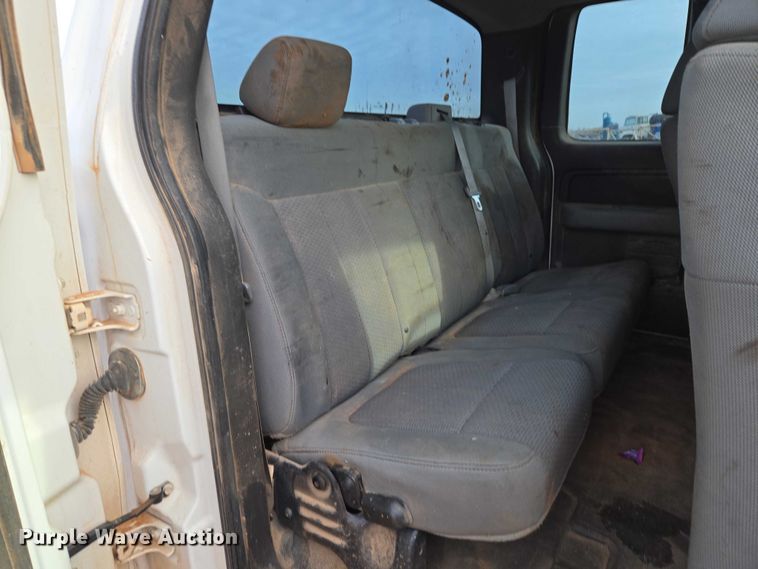 image for item ET1466 2011 Ford F150 Ext. Cab pickup truck