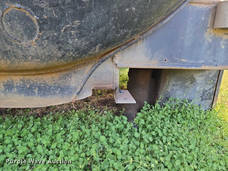 image for item ET1467 Vacuum tank bed