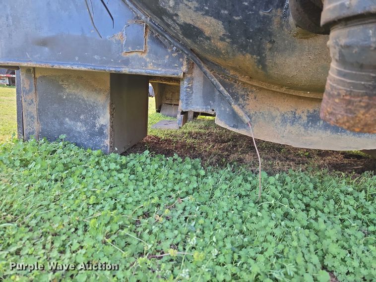 image for item ET1467 Vacuum tank bed