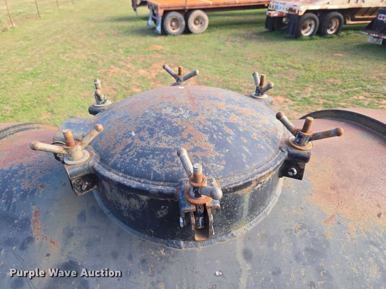 image for item ET1467 Vacuum tank bed