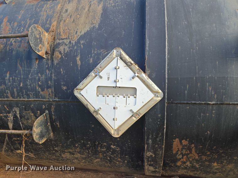 image for item ET1467 Vacuum tank bed