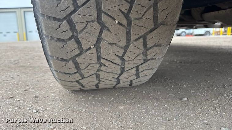 image for item ET1644 2020 Chevrolet Silverado 1500 Crew Cab pickup truck