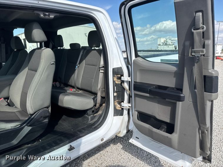 image for item ET1666 2016 Ford F150 Ext. Cab pickup truck