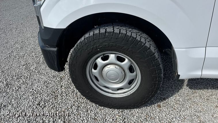 image for item ET1666 2016 Ford F150 Ext. Cab pickup truck