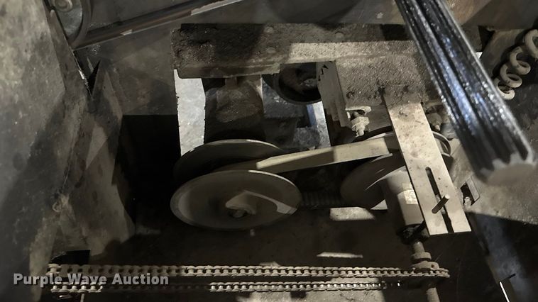 image for item ET1698 Armstrong Blum Marvel 8 Mark II vertical bandsaw