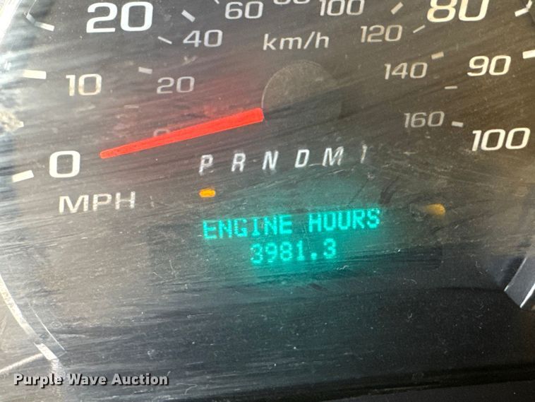 image for item ET4154 2019 GMC Savana 3500 box truck