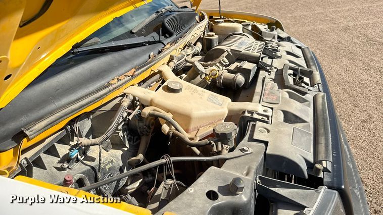 image for item ET4154 2019 GMC Savana 3500 box truck