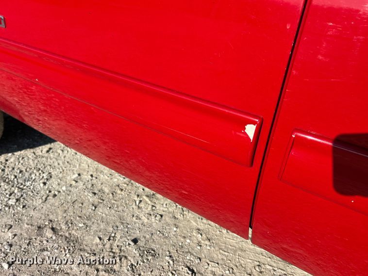 image for item ET6982 2009 Chevrolet  Silverado 1500 LT Crew Cab pickup truck