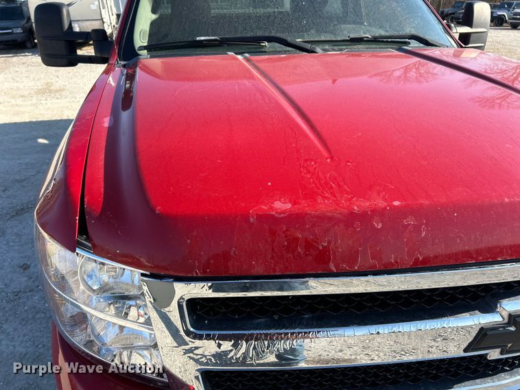 image for item ET6982 2009 Chevrolet  Silverado 1500 LT Crew Cab pickup truck