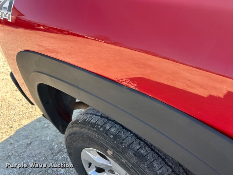 image for item ET6982 2009 Chevrolet  Silverado 1500 LT Crew Cab pickup truck