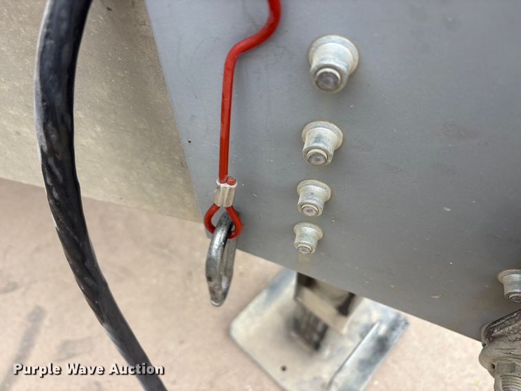 image for item EU0318 2018 M.H. Eby, Inc equipment trailer