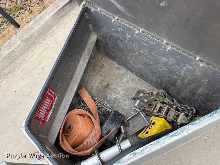 image for item EU0318 2018 M.H. Eby, Inc equipment trailer