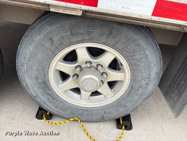 image for item EU0318 2018 M.H. Eby, Inc equipment trailer